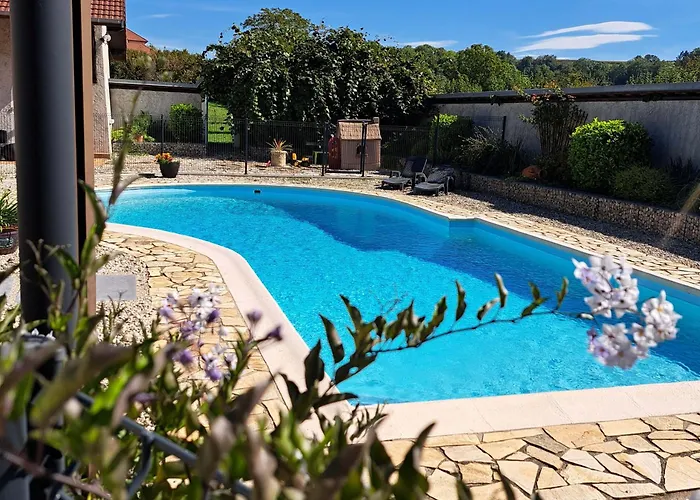De Crozail - Parc & Piscine Charancieu
